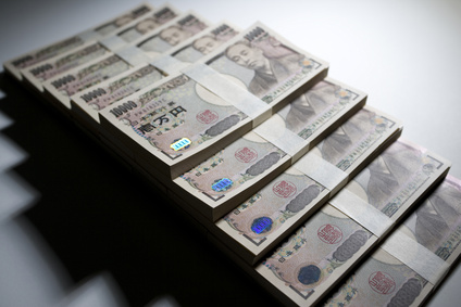 1億円を積み上げた札束